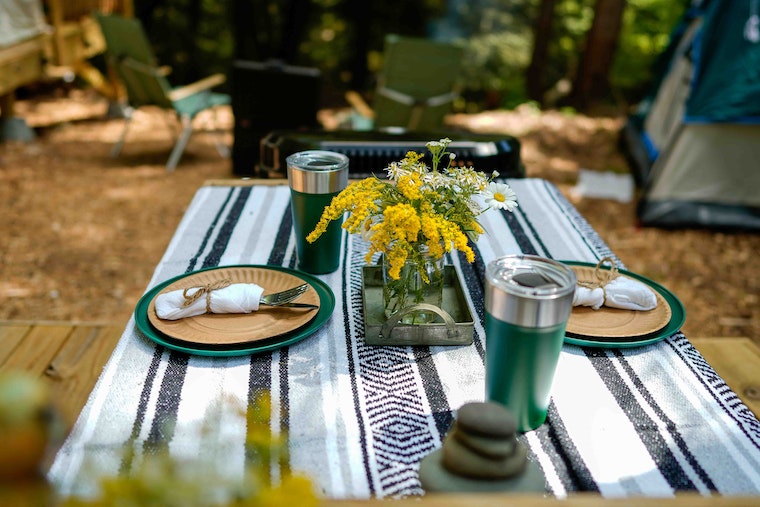 Ramble On picnic table 